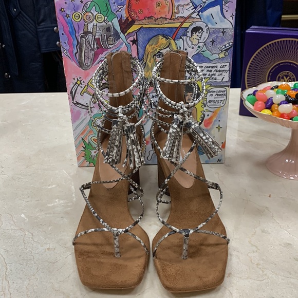 JEFFREY CAMPBELL FOR FREE PEOPLE KINSIE STRAPPY SNAKE SANDALS IN BEIGE SIZE 8 - Picture 8 of 15